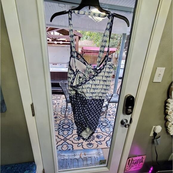 Jessica Simpson bATHING suit one piece cutout sexy plus size 3X new!!! - Picture 6 of 6